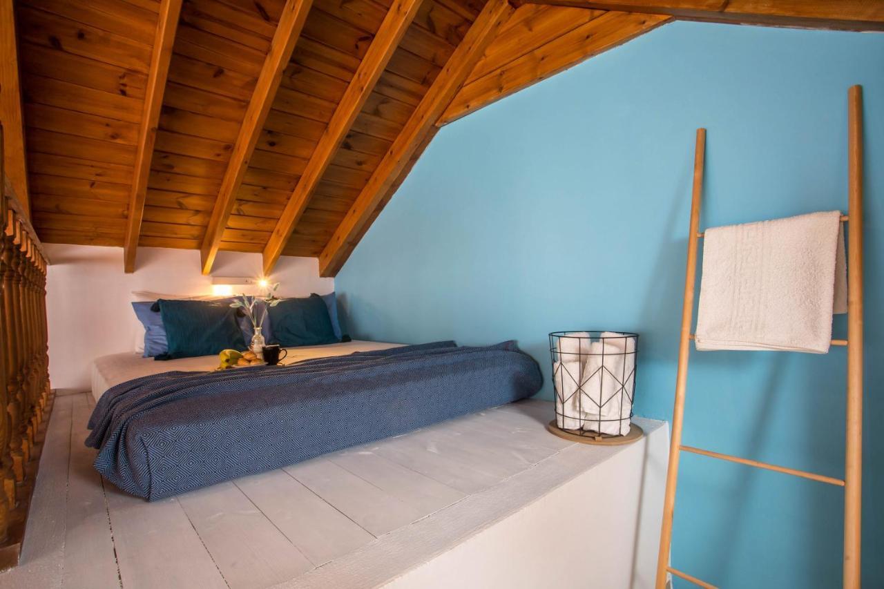 Annas Houses Chalki Town Екстер'єр фото